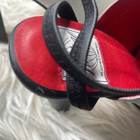 Jeffrey Campbell White Snakeskin Slingbacks - Picture 3 of 4